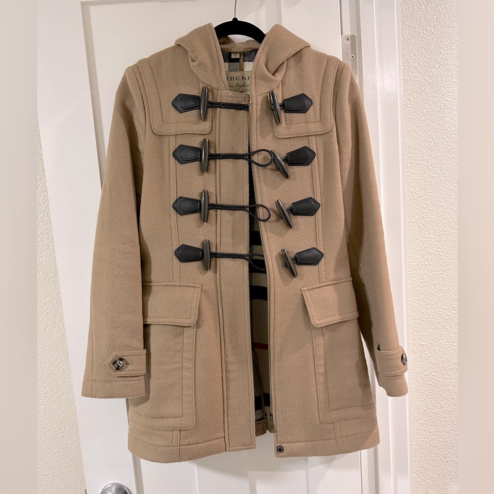Authentic Burberry women coat size 6